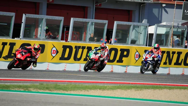 Dunlop CIV 2025, Imola. Le gare del sabato: Cavalieri ha la meglio su Delbianco, cade Giannini [LIVE-RISULTATI]