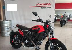 Ducati Scrambler 800 Full Throttle (2023 - 24) usata