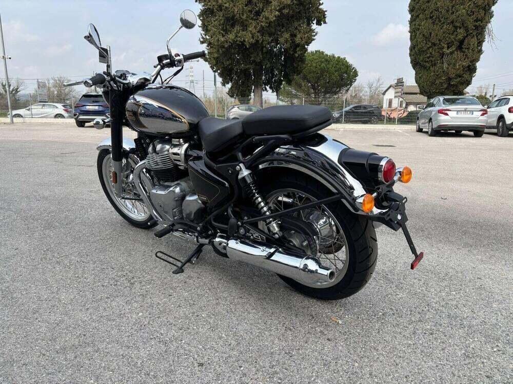 Royal Enfield Classic 650 (2025) (4)