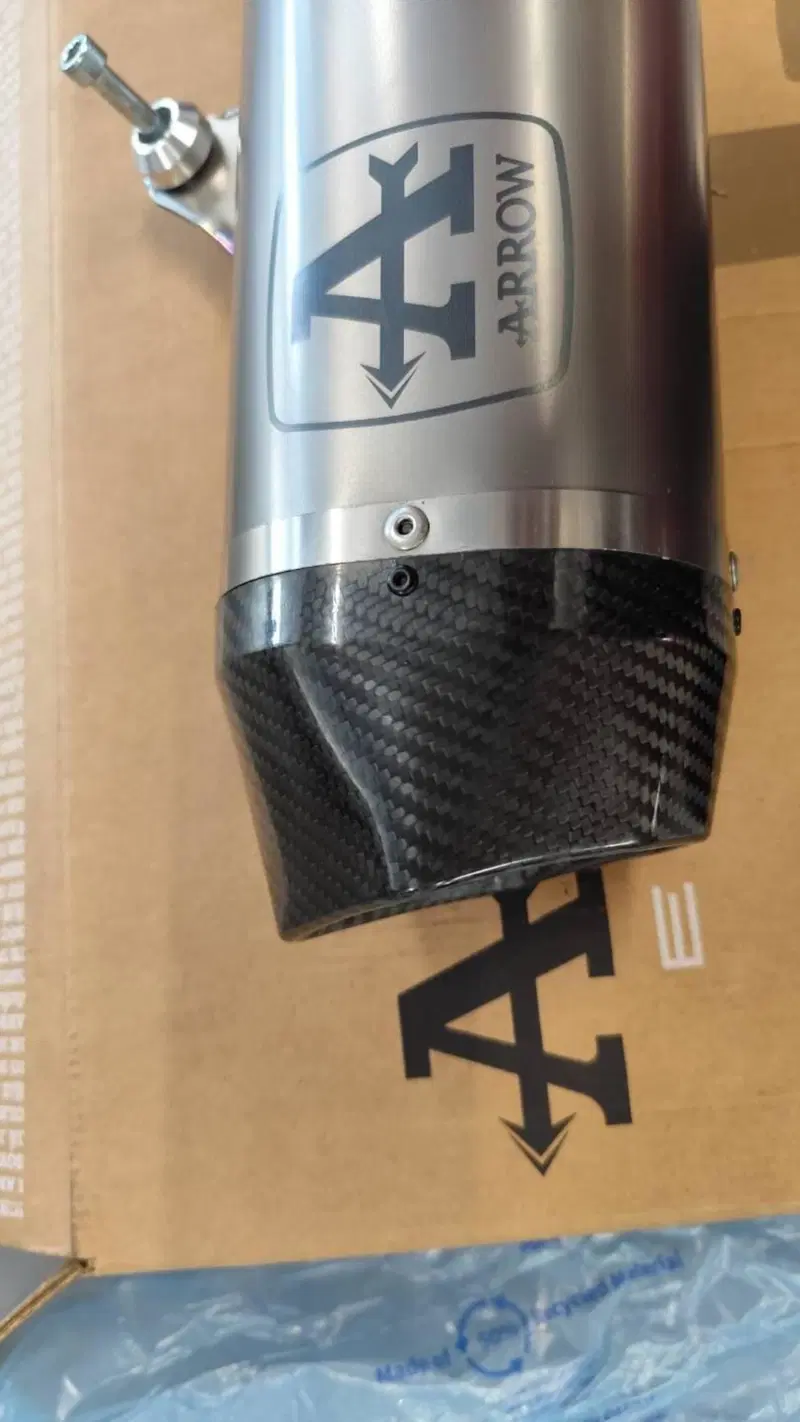 Terminale Arrow in Titanio per HONDA FORZA 750 (3)