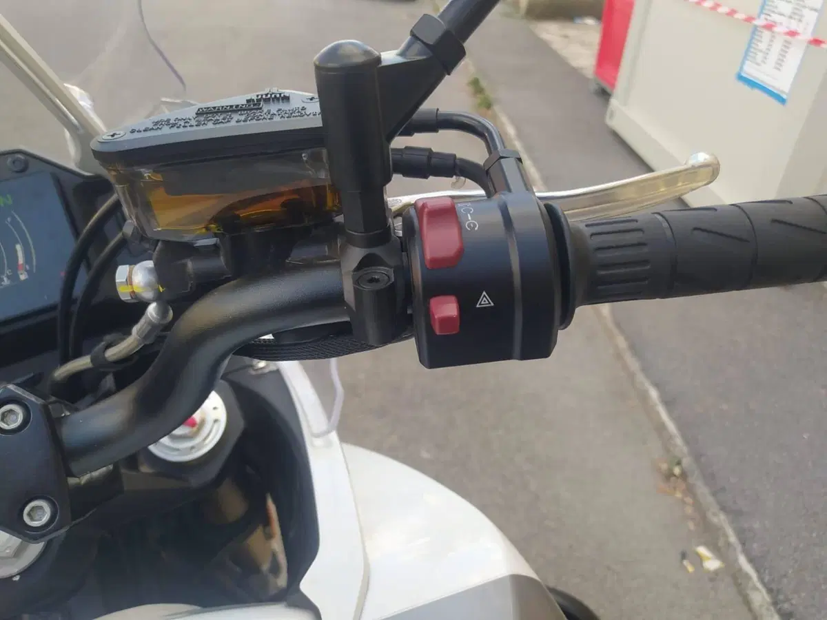 CFMOTO 650MT (2021 - 24) (10)