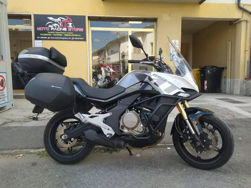 CFMOTO 650MT (2021 - 24) (4)