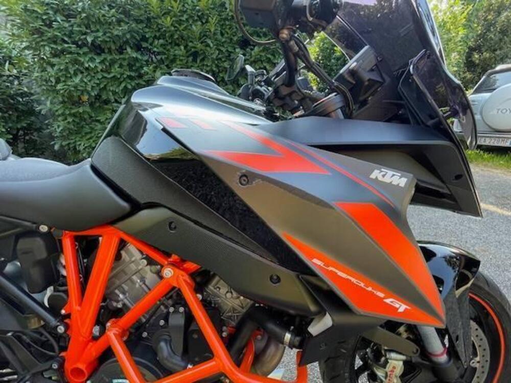 KTM 1290 Super Duke GT ABS (2016 - 18) (3)