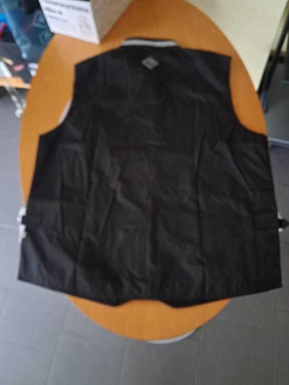 GILET TUCANO URBANO ORAZIO 852 4XL nero (2)