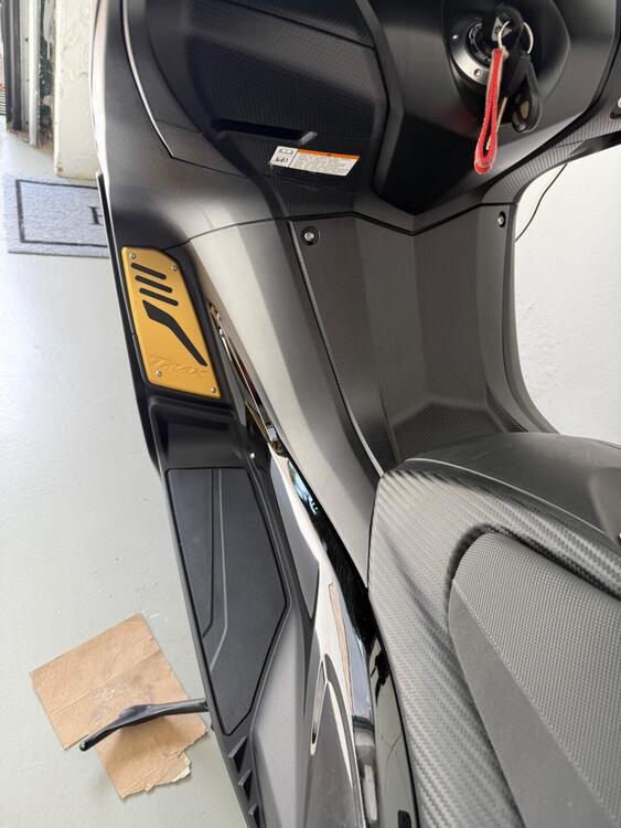 Yamaha T-Max 530 Black Max ABS (2012 - 14) (5)