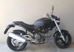 Ducati Monster 600 Dark (1998 - 01) usata