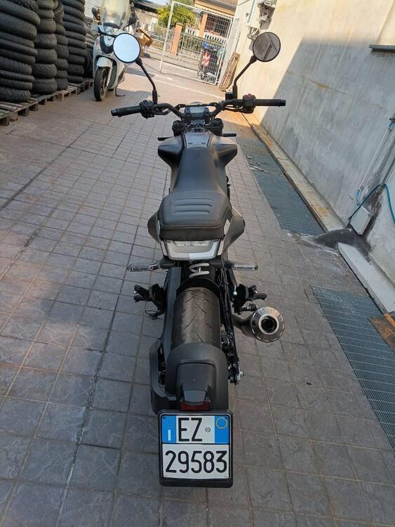 Husqvarna Svartpilen 125 (2021 - 23) (4)