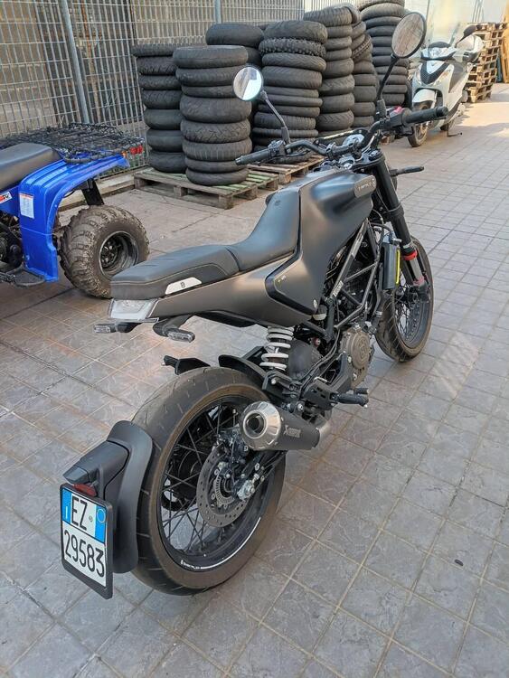 Husqvarna Svartpilen 125 (2021 - 23) (5)