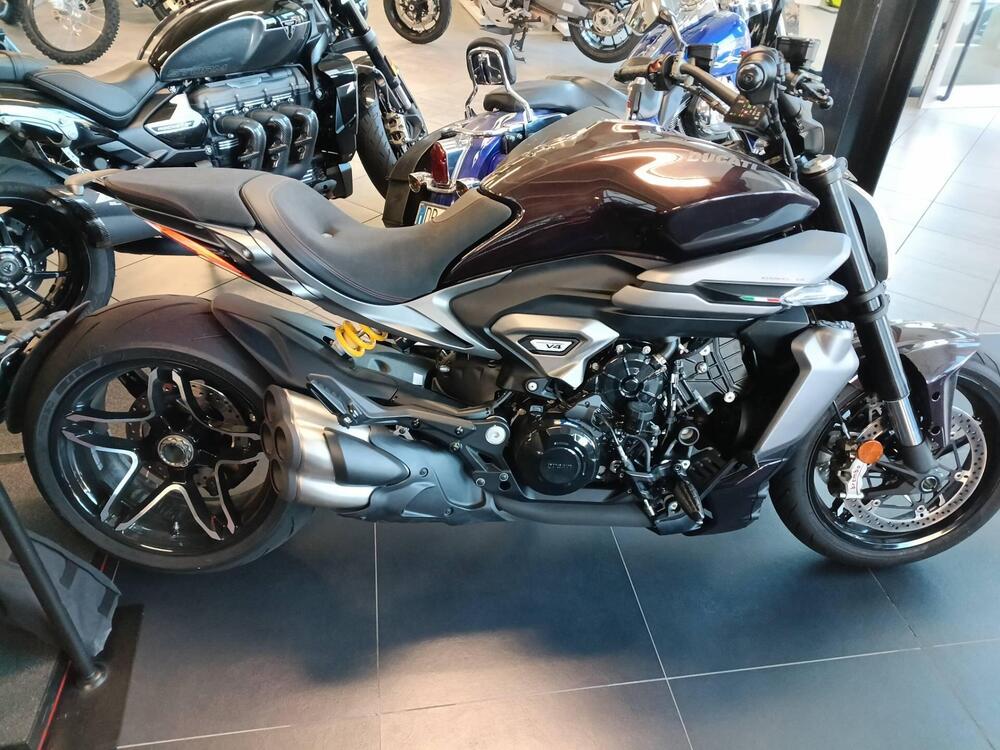 Ducati XDiavel V4 (2025) (4)
