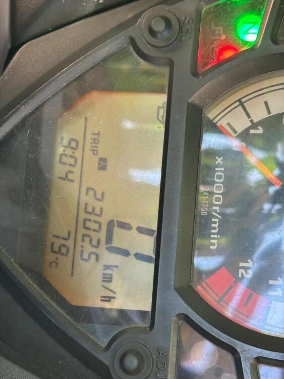 Suzuki SV 650 (2003 - 06) (4)