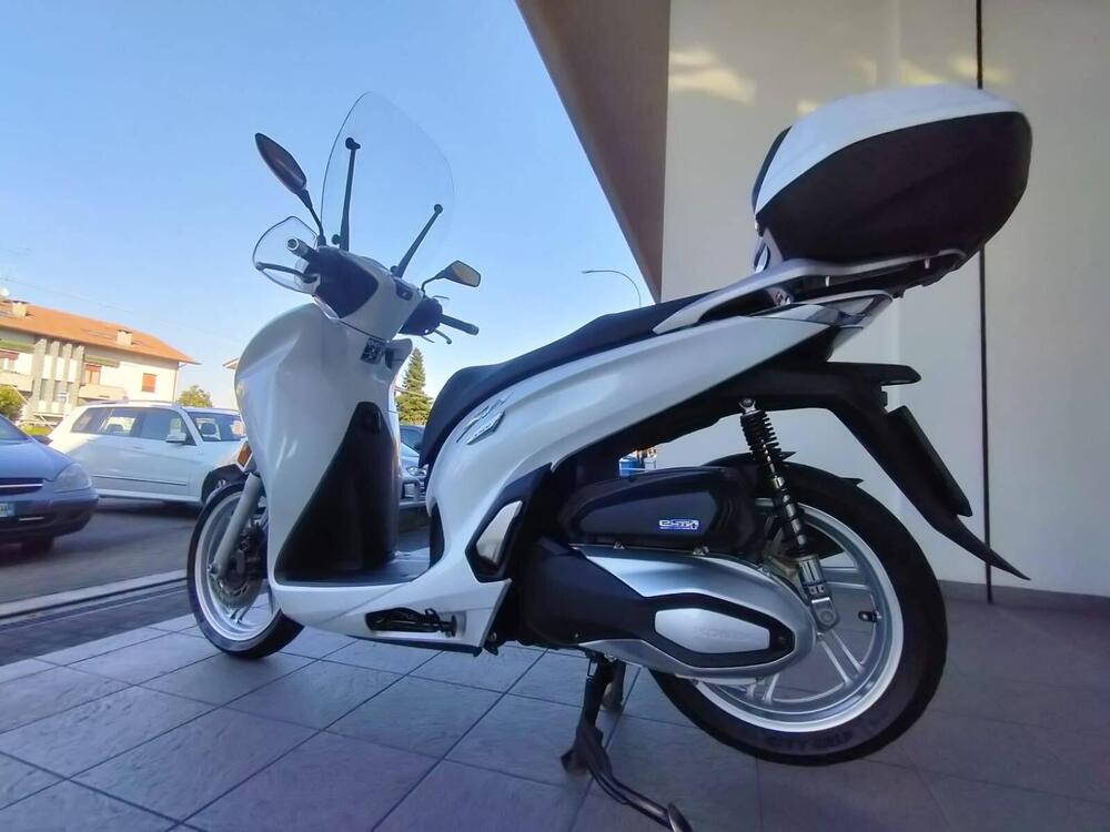 Honda SH 350 (2021 - 24) (5)