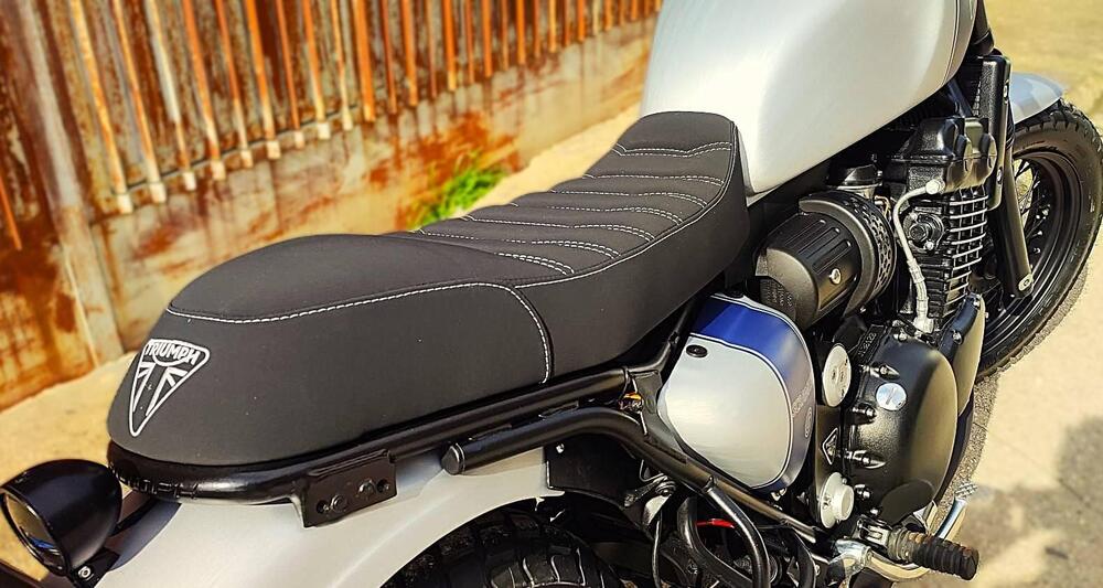 Triumph Legend TT 900 Dep. (1999 - 02) (5)