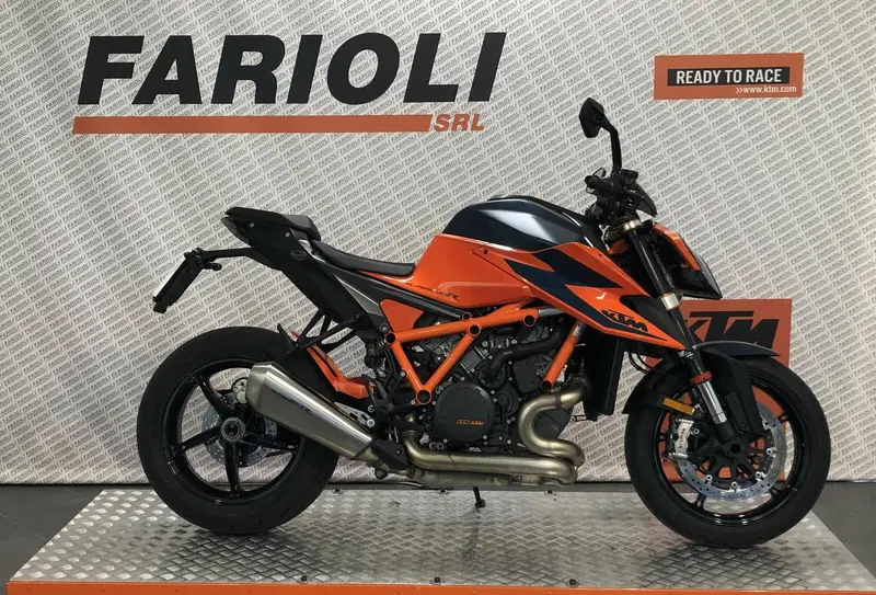 KTM 1290 Super Duke R (2020)