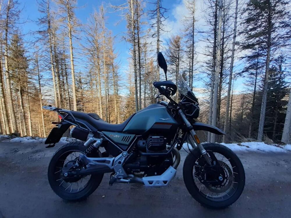 Moto Guzzi V85 TT (2021 - 23)