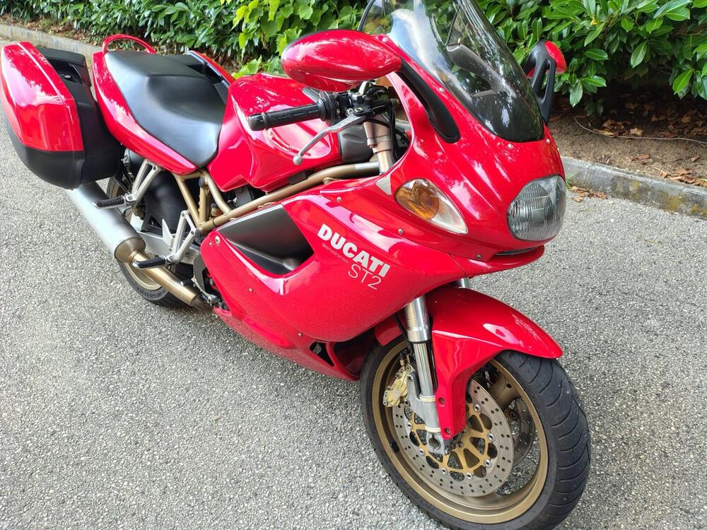 Ducati ST2 (1997 - 02)