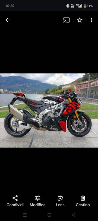 Aprilia Tuono V4 Factory (2021 - 24) (3)