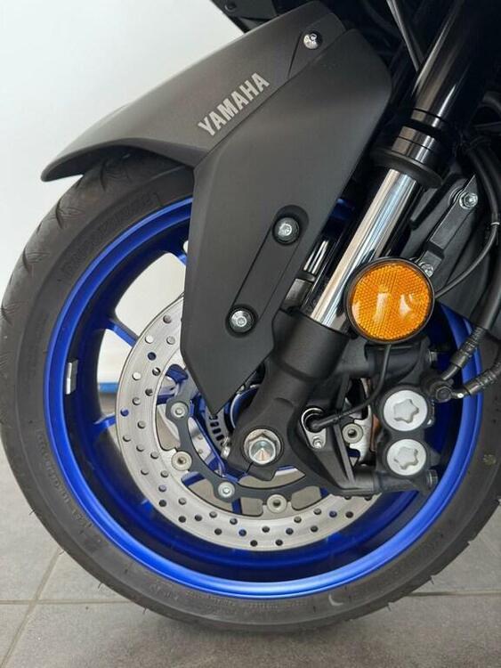 Yamaha T-Max 560 (2022 - 24) (4)