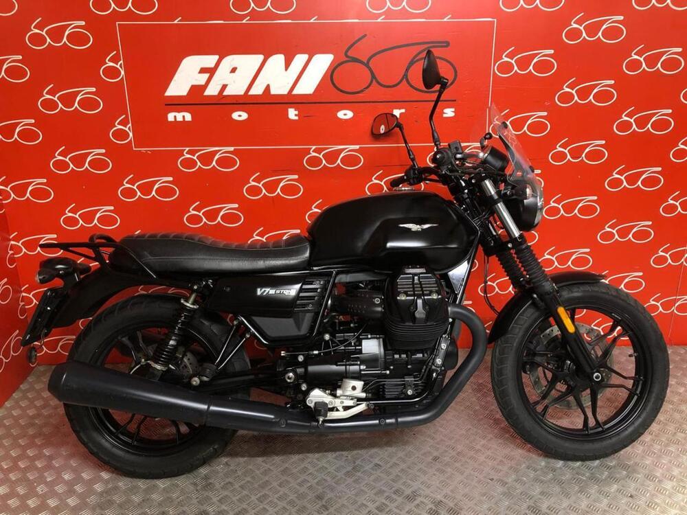 Moto Guzzi V7 III Stone (2017 - 20)
