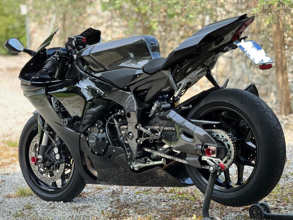 Yamaha YZF R1 (2020 - 25)