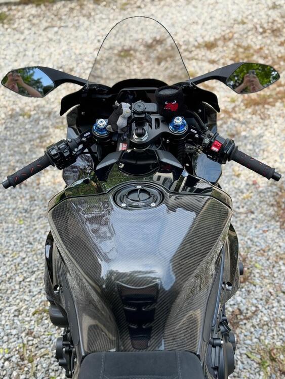 Yamaha YZF R1 (2020 - 25) (5)