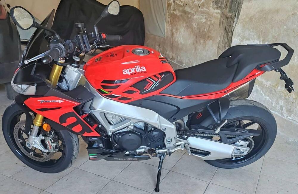 Aprilia Tuono V4 (2021 - 24) (5)