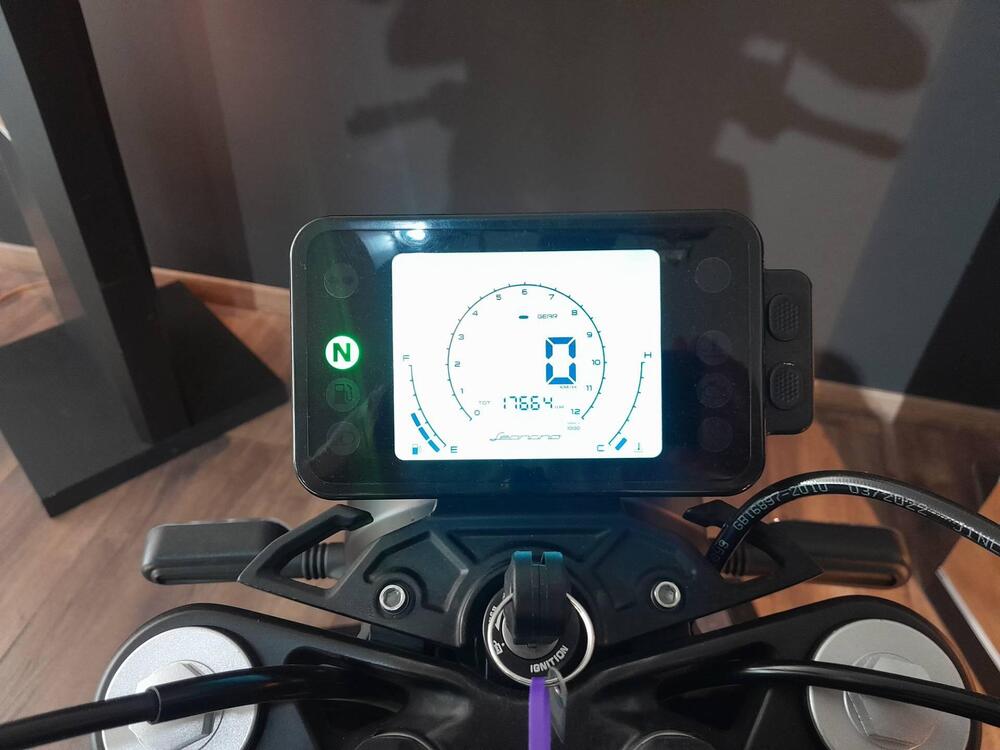 Benelli Leoncino 125 (2022 - 25) (2)