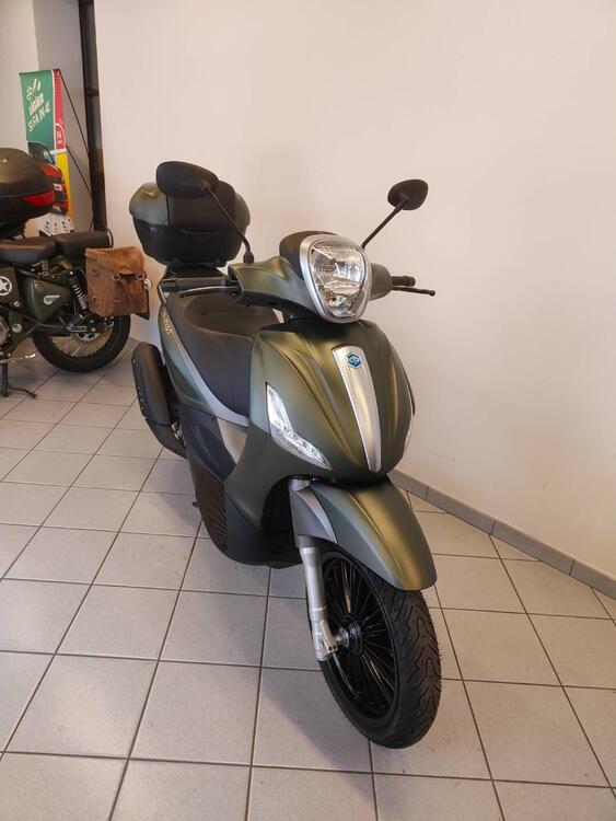 Piaggio Beverly 300 S (2021) (5)