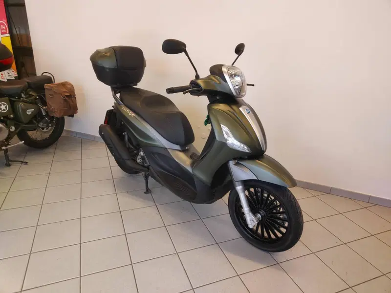 Piaggio Beverly 300 S (2021) (11)