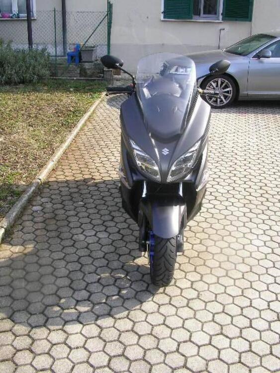 Suzuki Burgman AN 400 (2017 - 20) (2)