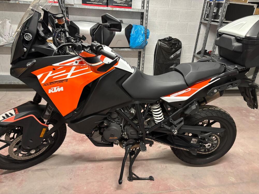 KTM 1290 Super Adventure S (2017 - 20) (2)