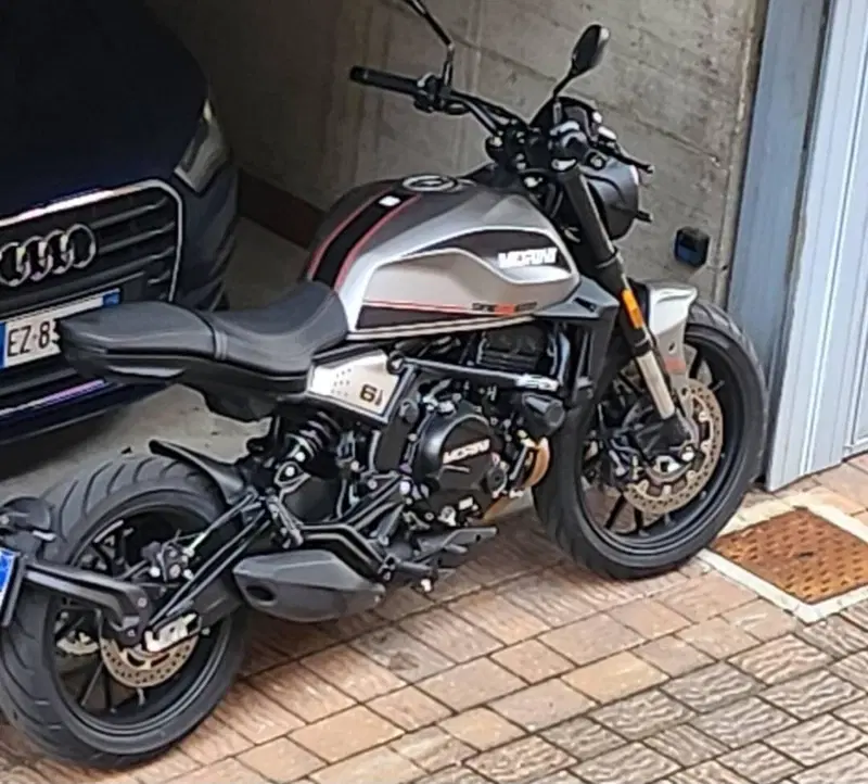 Moto Morini SEIEMMEZZO STR (2022 - 26)
