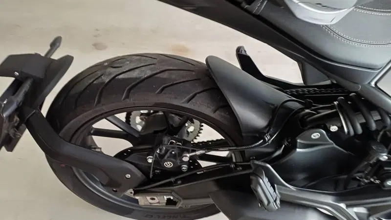 Moto Morini SEIEMMEZZO STR (2022 - 26) (8)