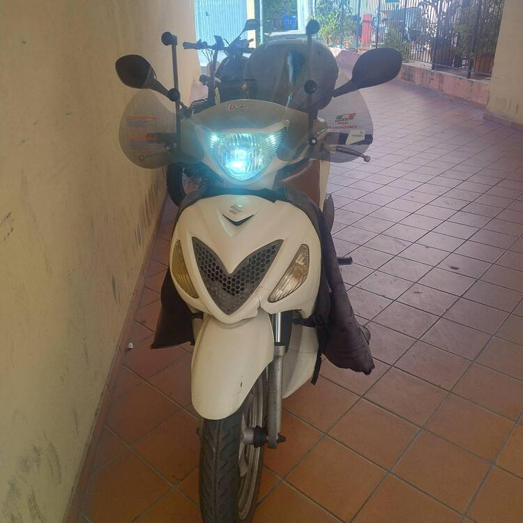 Suzuki SIXteen 125 (2007 - 14)