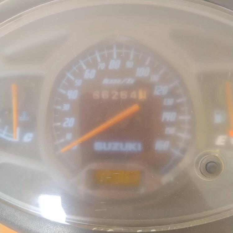 Suzuki SIXteen 125 (2007 - 14) (2)