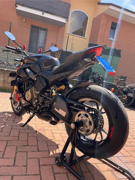 Ducati Streetfighter V4 1100 S (2021 - 22) (4)
