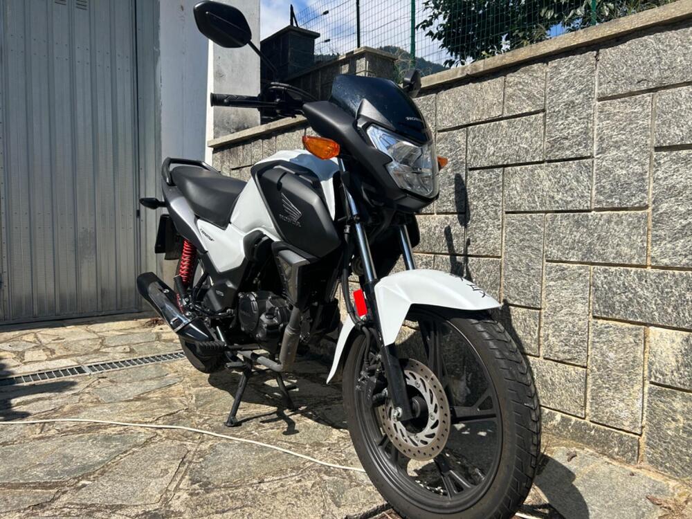 Honda CB 125 F (2021 - 25) (5)