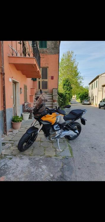 Moto Guzzi Stelvio (2024 - 25) (3)