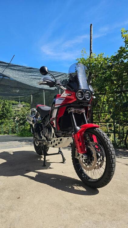 Ducati DesertX Discovery (2025)