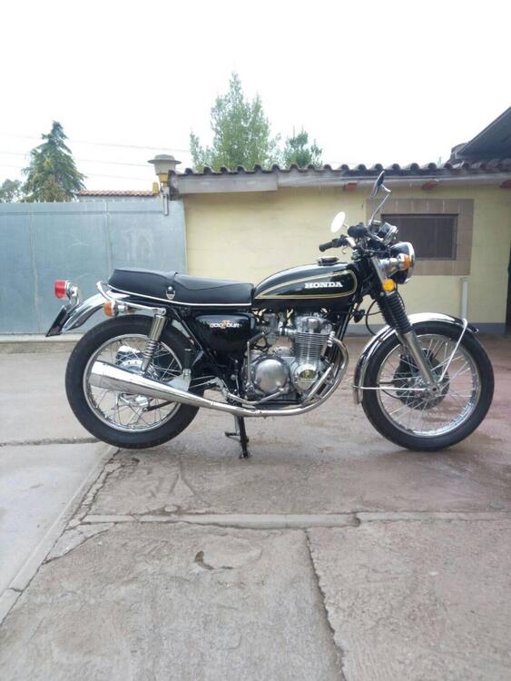 Honda CB500 FOUR K2 (2)