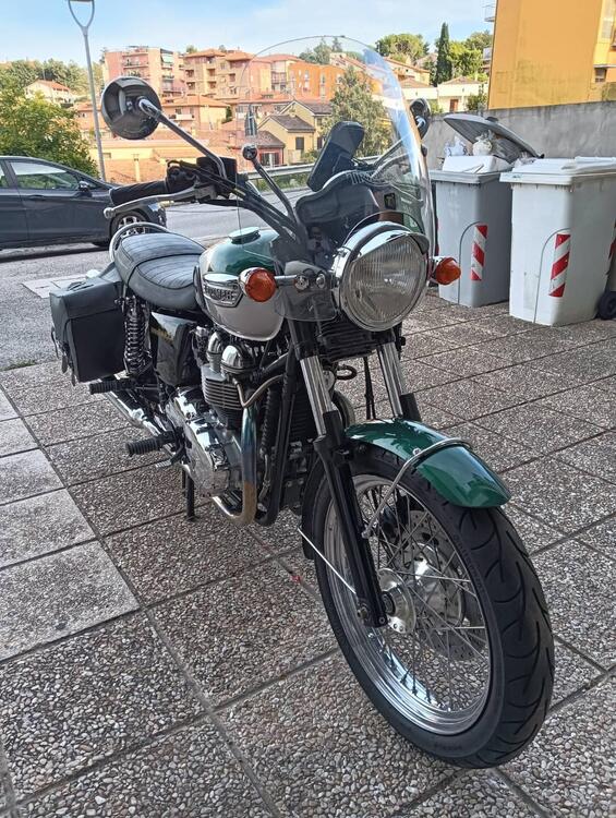 Triumph Bonneville 800 (2000 - 01)