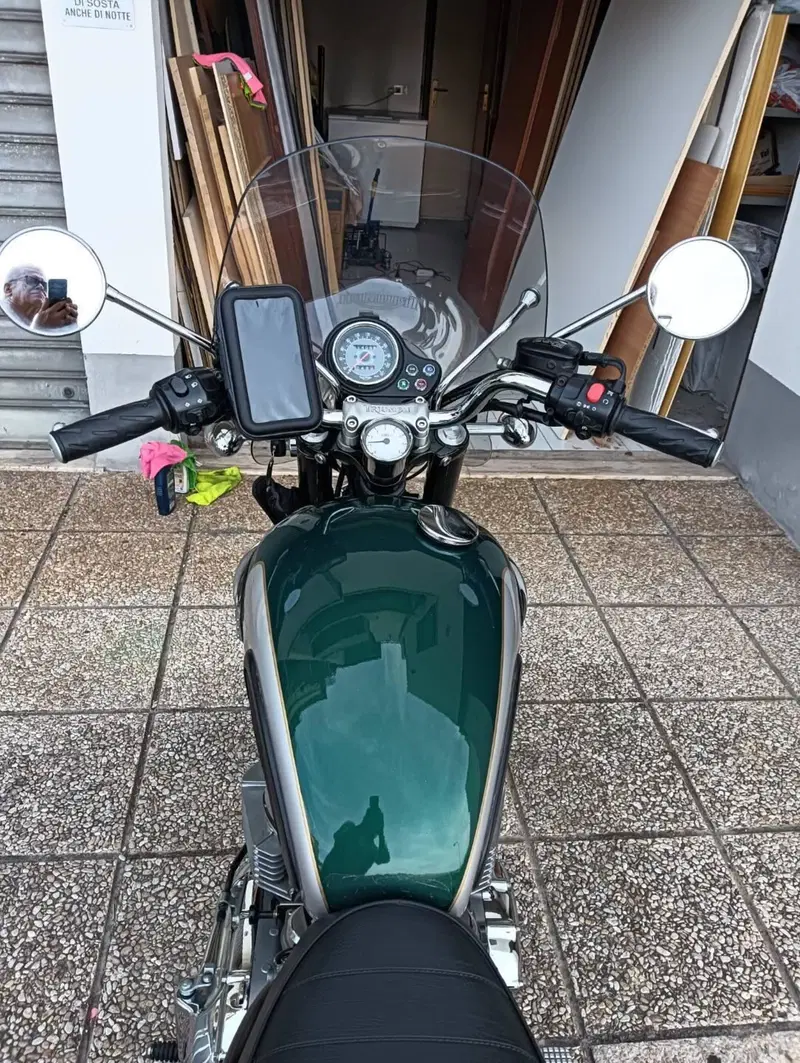 Triumph Bonneville 800 (2000 - 01) (8)