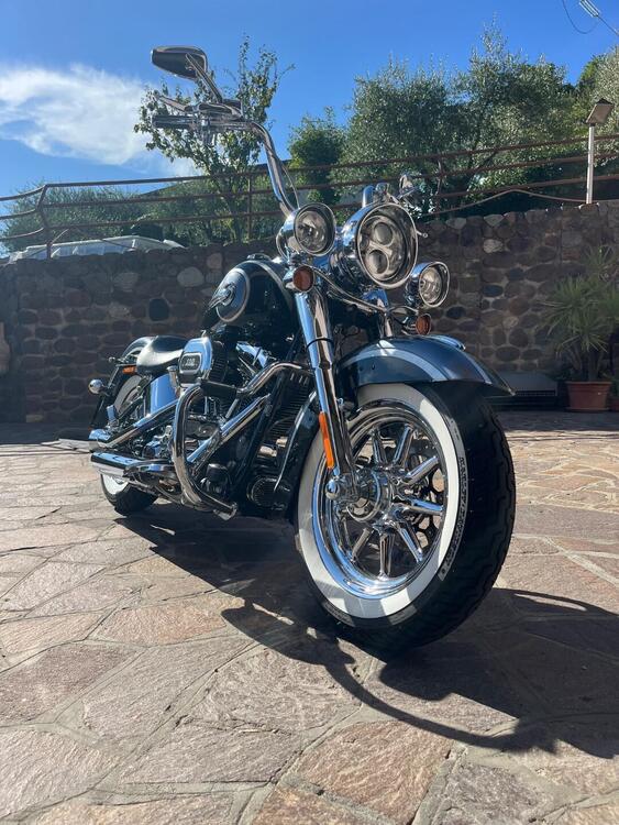Harley-Davidson 1800 Deluxe (2014 - 15) - FLSTNSE (2)