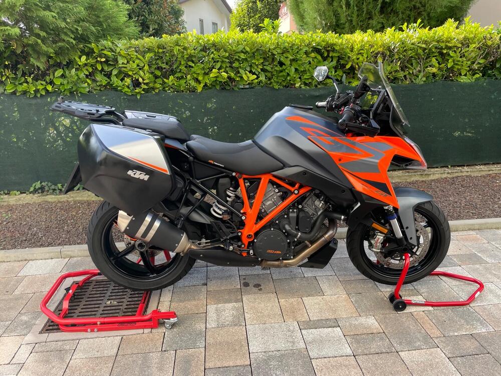 KTM 1290 Super Duke GT (2022 - 25)