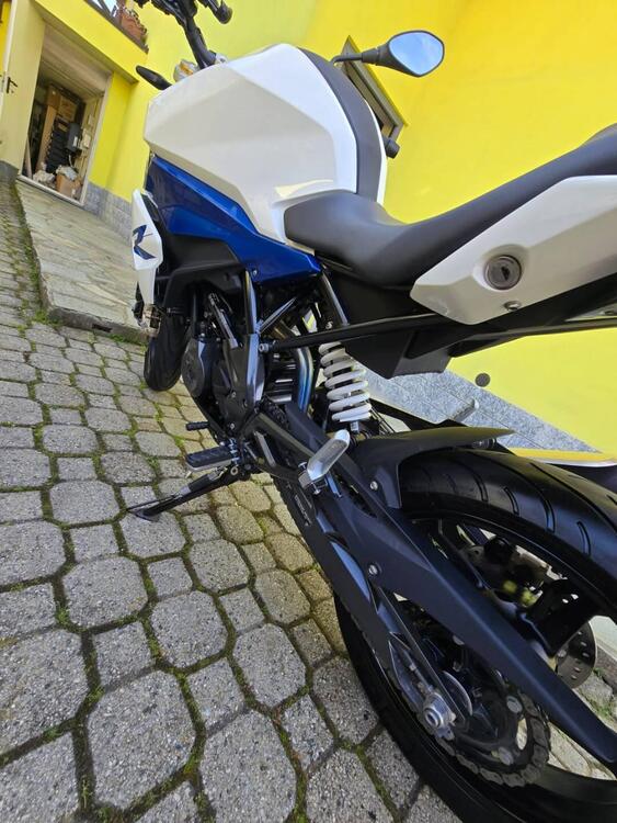 Bmw G 310 R (2021 - 25) (3)