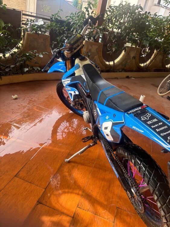 Tm Moto EN 125 (2008 - 09) (2)