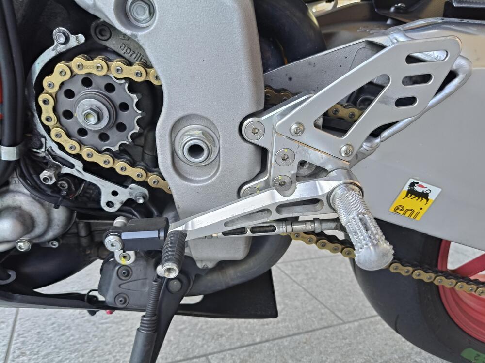 Aprilia RSV4 Factory APRC ABS (2011 - 15) (5)