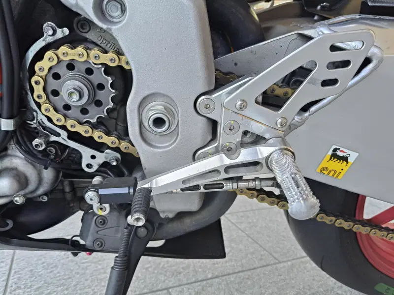 Aprilia RSV4 Factory APRC ABS (2011 - 15) (5)