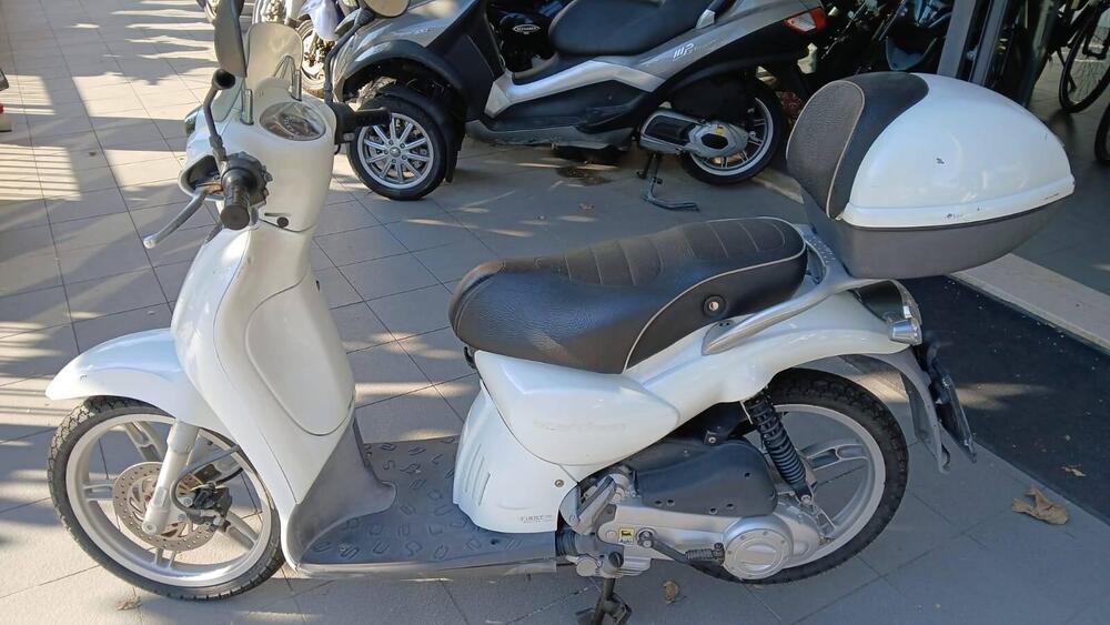 Aprilia Scarabeo 100 4t (2007 - 16) (3)