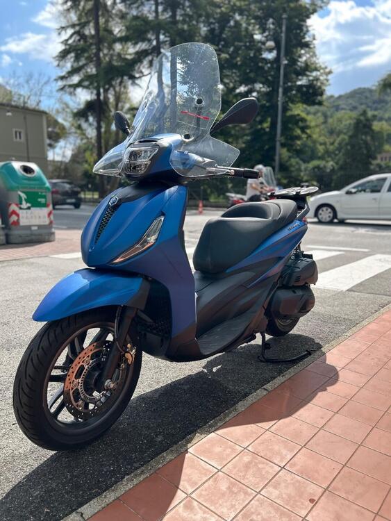Piaggio Beverly 400 (2025) (2)