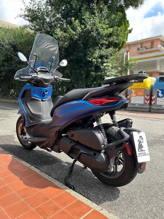 Piaggio Beverly 400 (2025) (4)